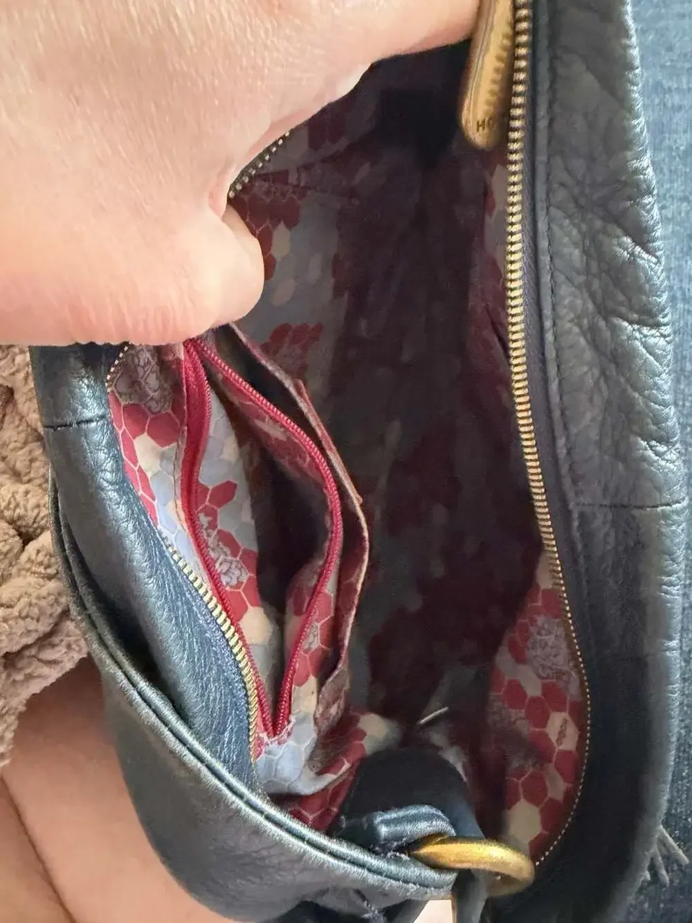 Hobo ************************************************** attention
